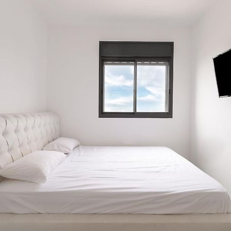 Stunning And Spacious In Kiryat Ata Qiryat Ata Exteriér fotografie