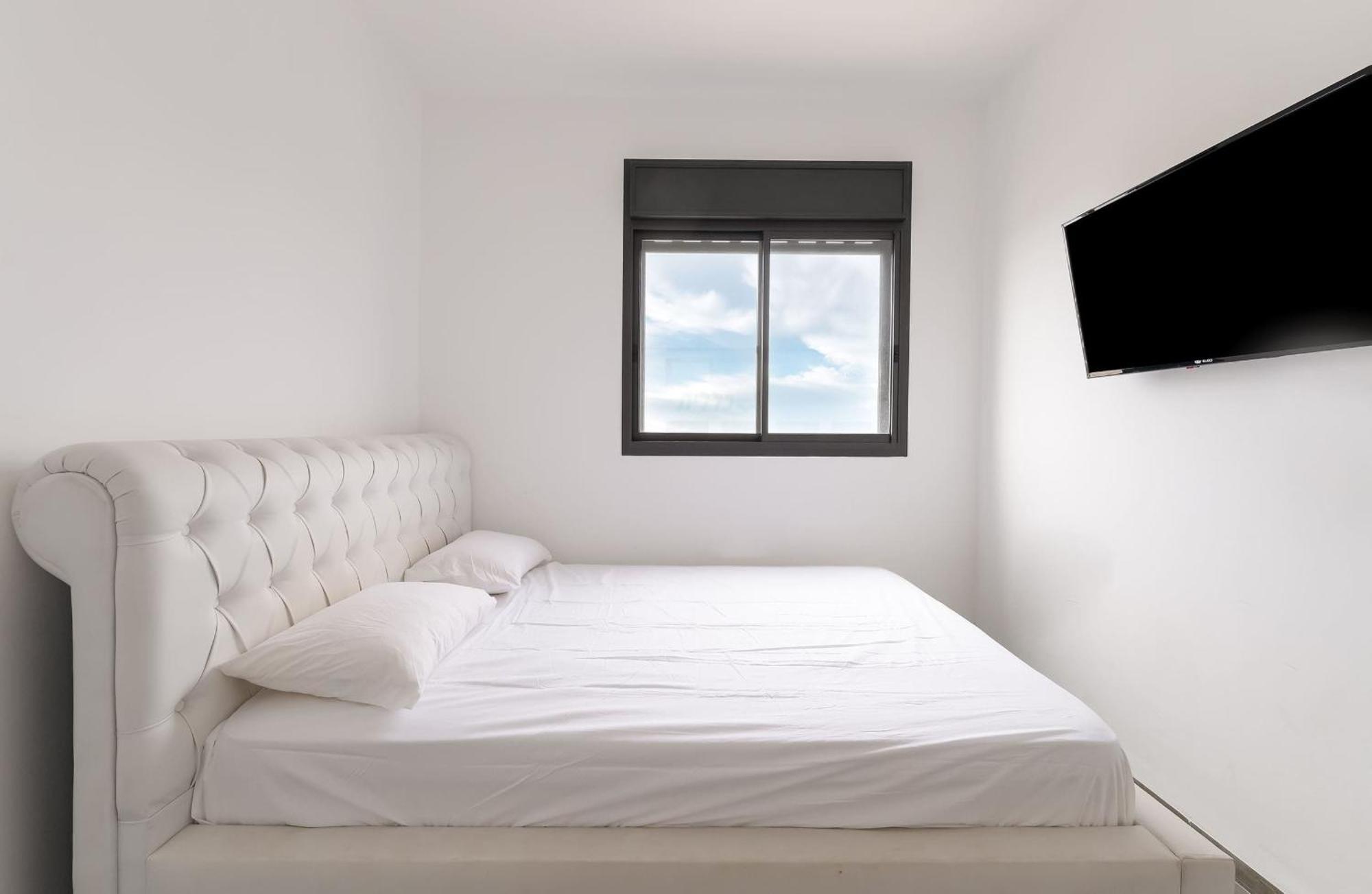 Stunning And Spacious In Kiryat Ata Qiryat Ata Exteriér fotografie